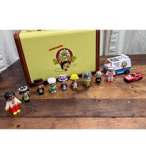 Ryan's World Road Trip Pocket Watch Mystery Suitcase + 9 Figures Bonkers Toy Co.